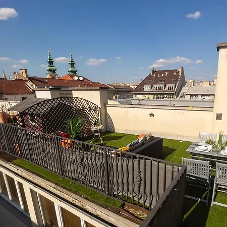 Apartamento Luxurious Penthouse In The Heart Of *