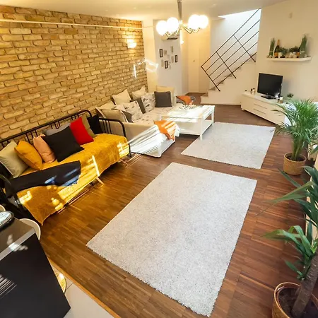 Luxurious Penthouse In The Heart Of Budapest
